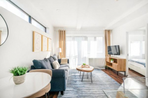 809-5A Gorgeous New 1BR Heart of Midtown